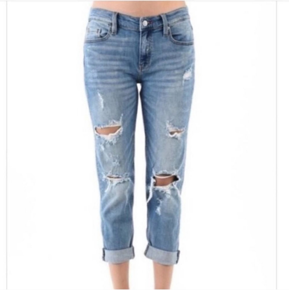 🦜 2/$10 Eunina Franke Low Rise Girlfriend Stressed Jeans. Size 9.